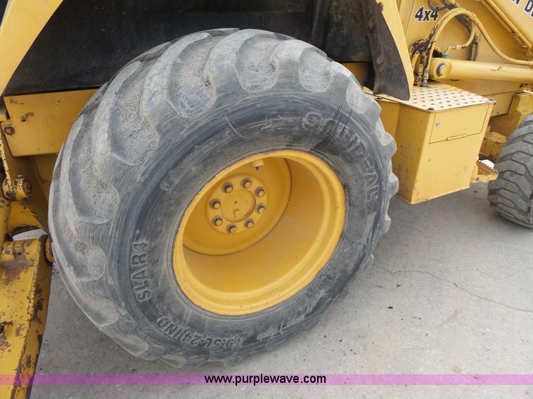 image for item BS9830 1993 John Deere 410D backhoe