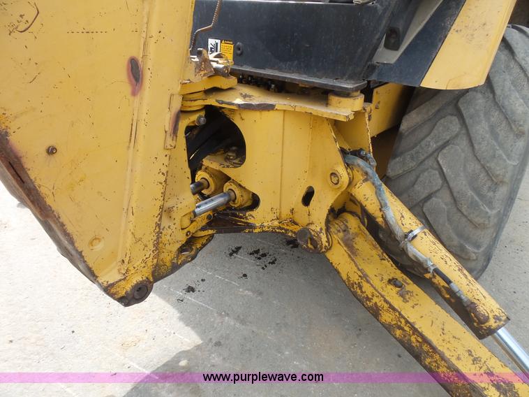 image for item BS9830 1993 John Deere 410D backhoe