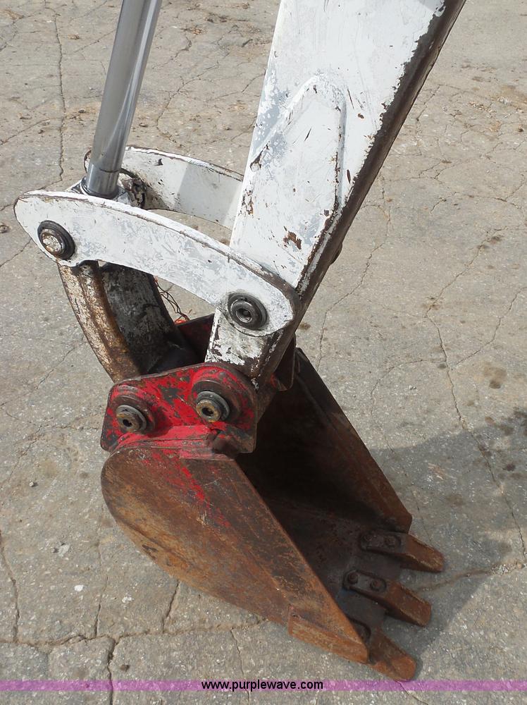 image for item BS9831 1997 Bobcat X325 compact excavator