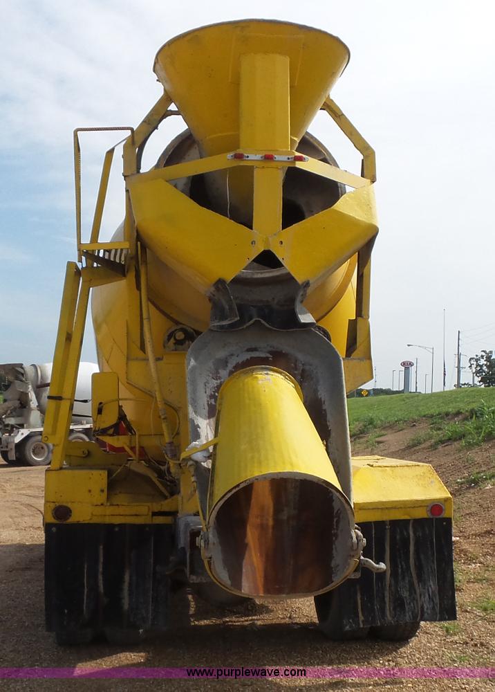 image for item BS9890 1993 Ford L8000 mixer truck