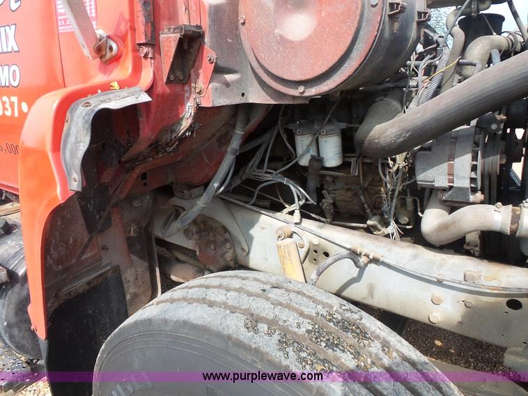 image for item BS9890 1993 Ford L8000 mixer truck