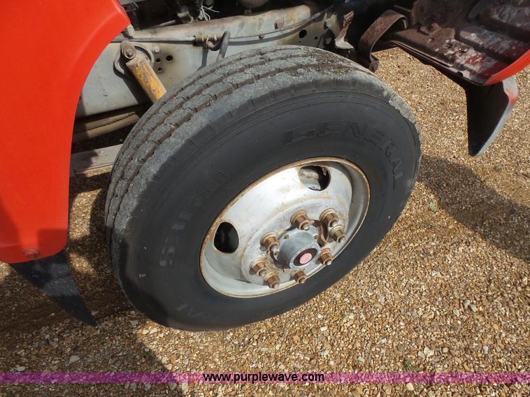 image for item BS9890 1993 Ford L8000 mixer truck