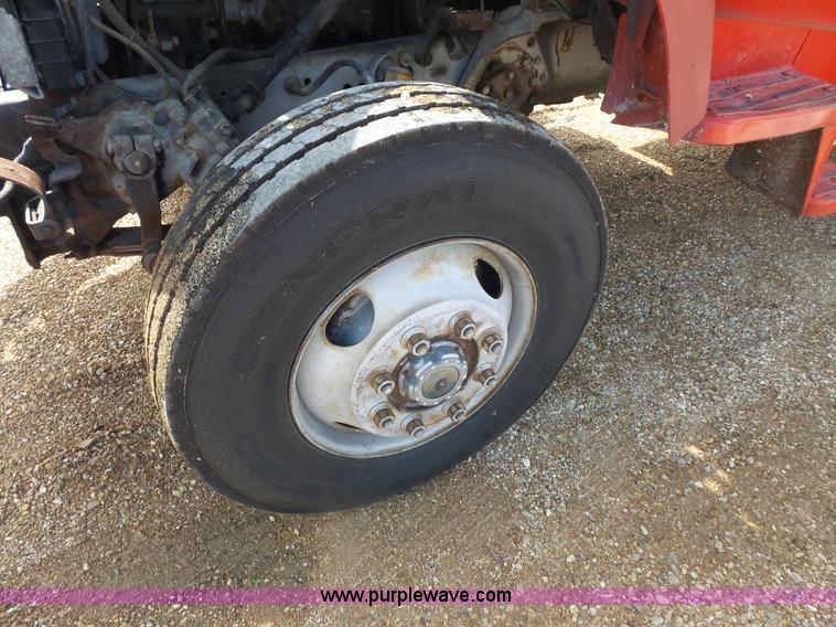 image for item BS9890 1993 Ford L8000 mixer truck