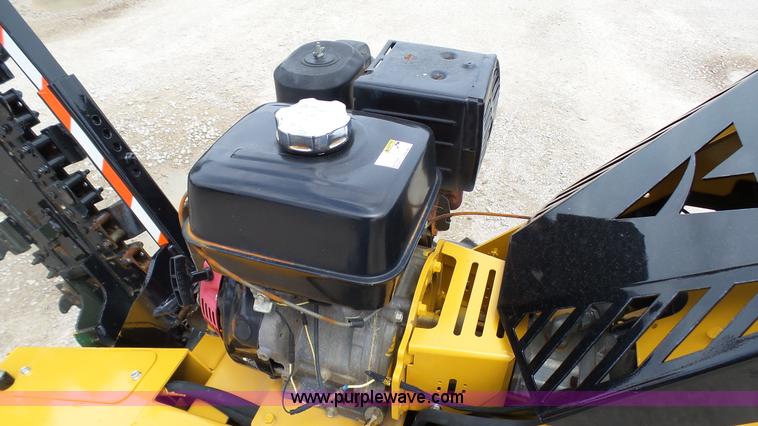 image for item BW9763 Vermeer RTX100 trencher