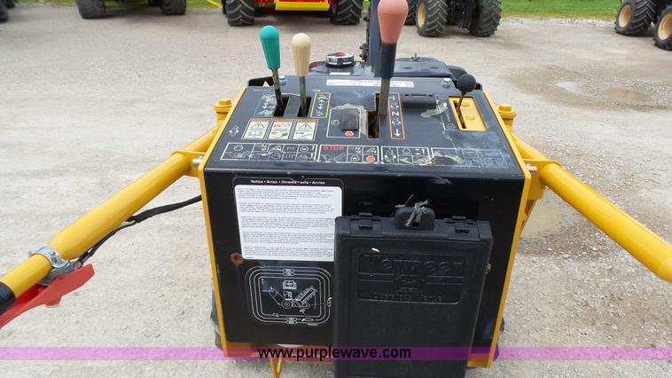 image for item BW9763 Vermeer RTX100 trencher