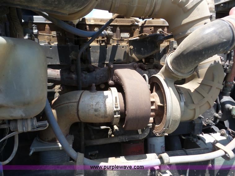 image for item BZ9608 1998 Peterbilt 378 dump truck