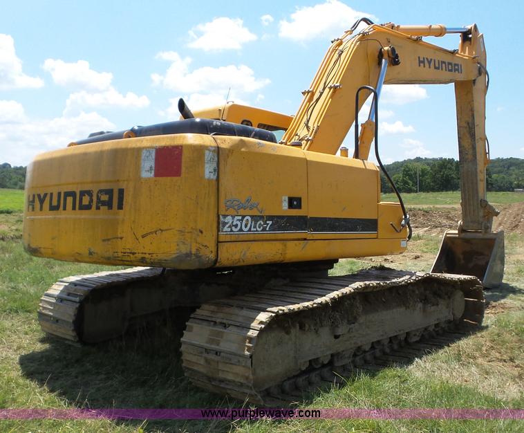 image for item BZ9609 2006 Hyundai Robex 250LC-7 excavator