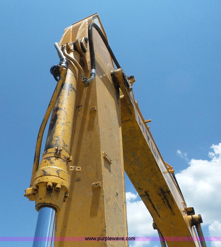 image for item BZ9609 2006 Hyundai Robex 250LC-7 excavator