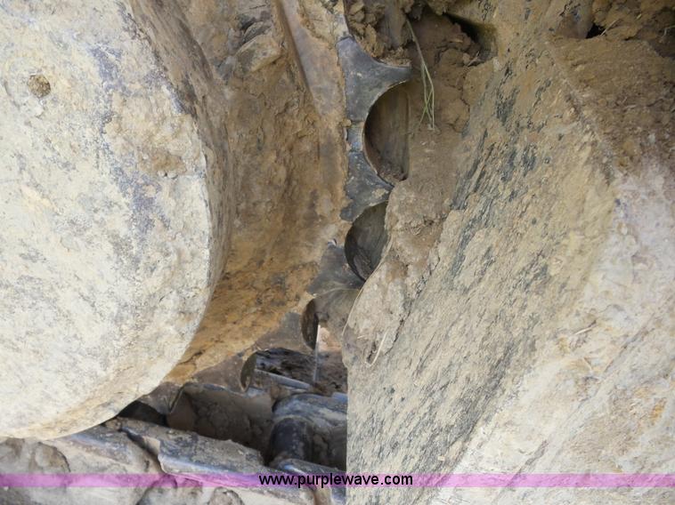 image for item BZ9609 2006 Hyundai Robex 250LC-7 excavator