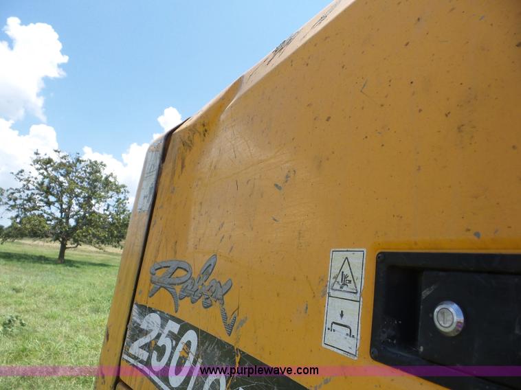 image for item BZ9609 2006 Hyundai Robex 250LC-7 excavator