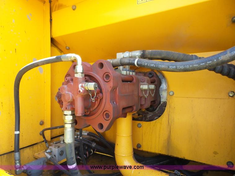 image for item BZ9609 2006 Hyundai Robex 250LC-7 excavator