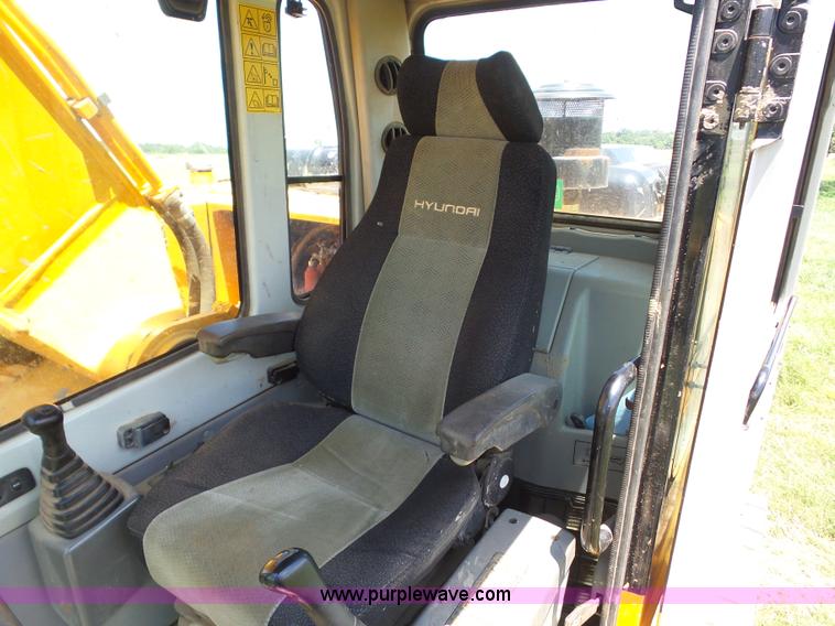 image for item BZ9609 2006 Hyundai Robex 250LC-7 excavator