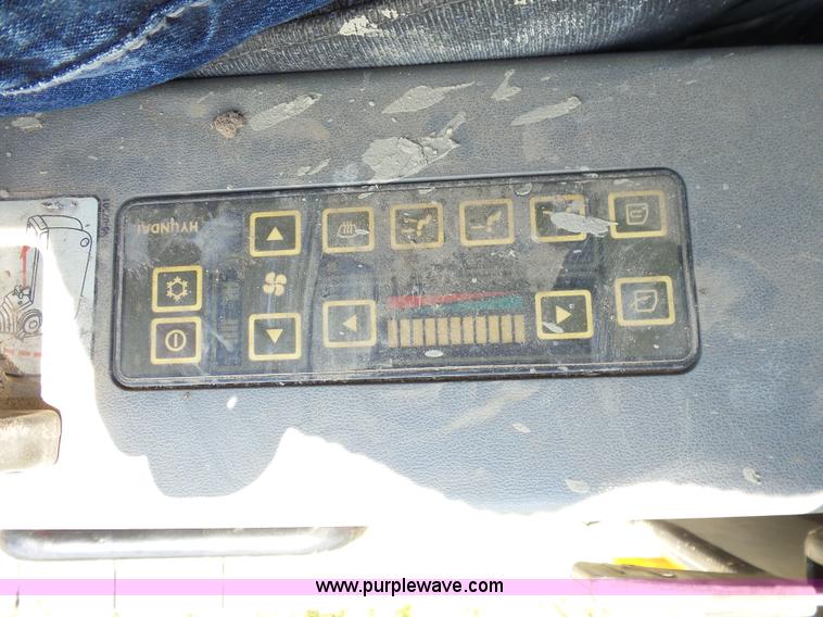 image for item BZ9609 2006 Hyundai Robex 250LC-7 excavator