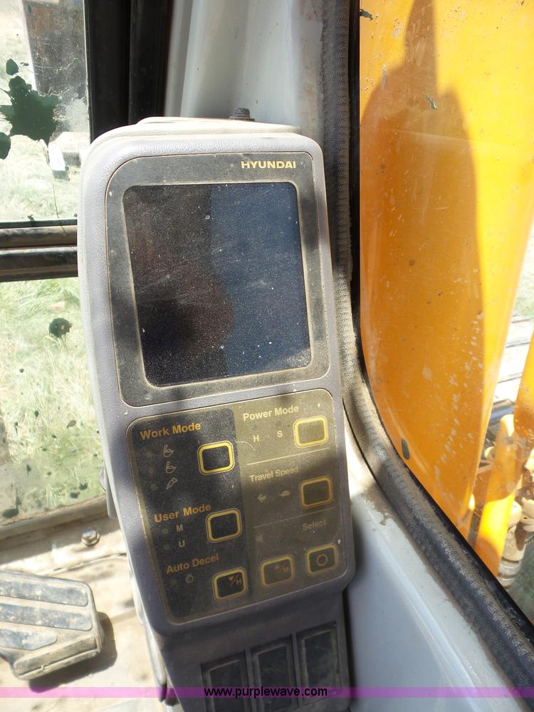image for item BZ9609 2006 Hyundai Robex 250LC-7 excavator