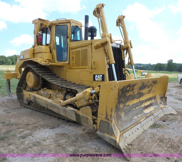 image for item BZ9610 1987 Caterpillar D7H dozer