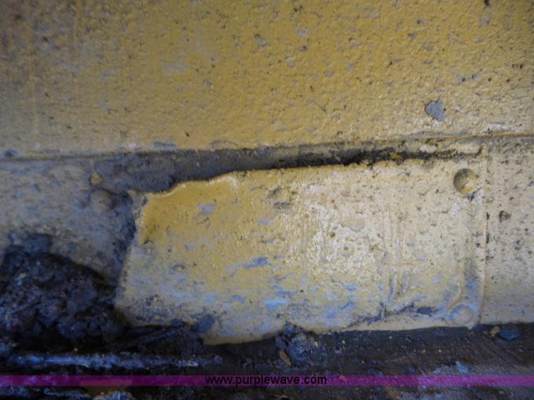 image for item BZ9610 1987 Caterpillar D7H dozer