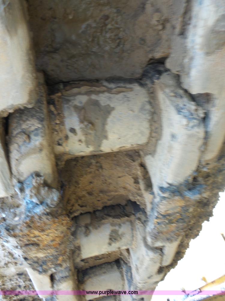 image for item BZ9610 1987 Caterpillar D7H dozer