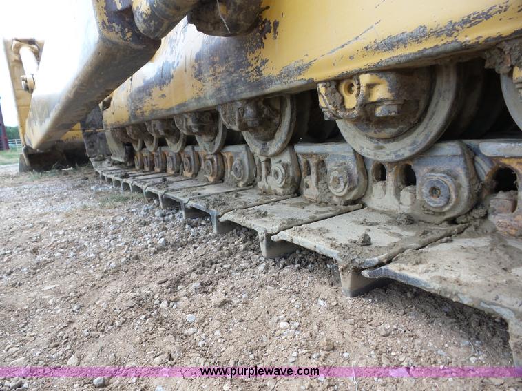 image for item BZ9610 1987 Caterpillar D7H dozer