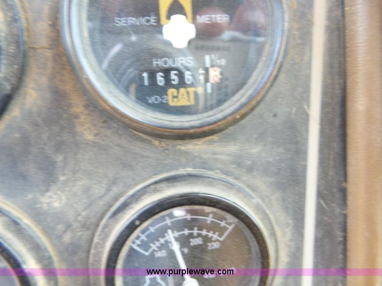 image for item BZ9610 1987 Caterpillar D7H dozer