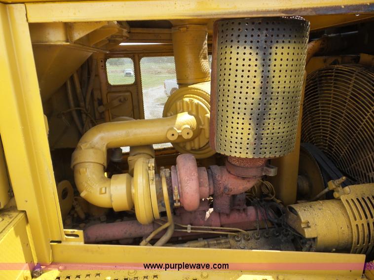 image for item BZ9610 1987 Caterpillar D7H dozer
