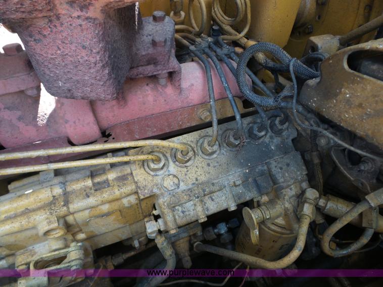 image for item BZ9610 1987 Caterpillar D7H dozer