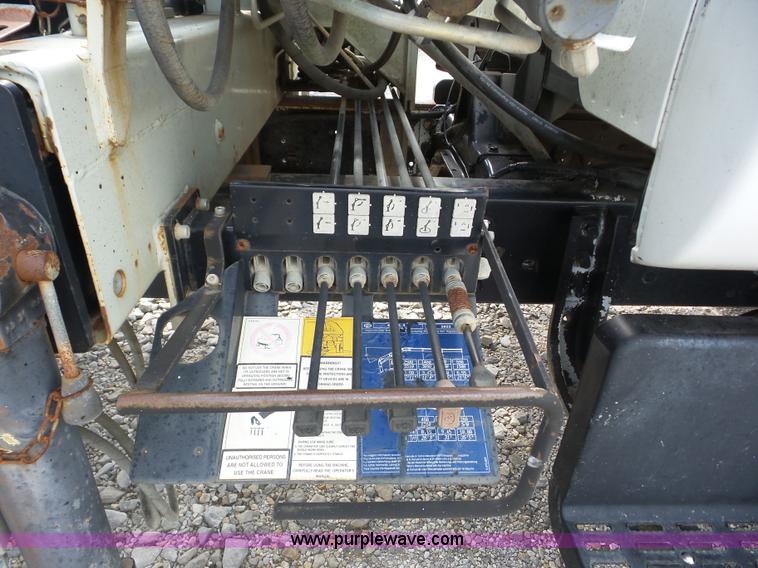 image for item BZ9615 1994 Chevrolet Kodiak flatbed truck