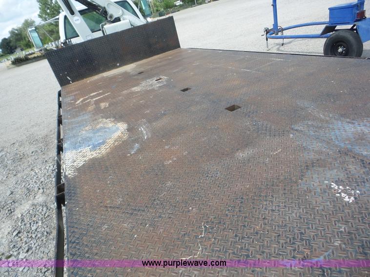 image for item BZ9615 1994 Chevrolet Kodiak flatbed truck