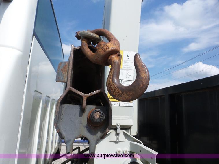 image for item BZ9615 1994 Chevrolet Kodiak flatbed truck