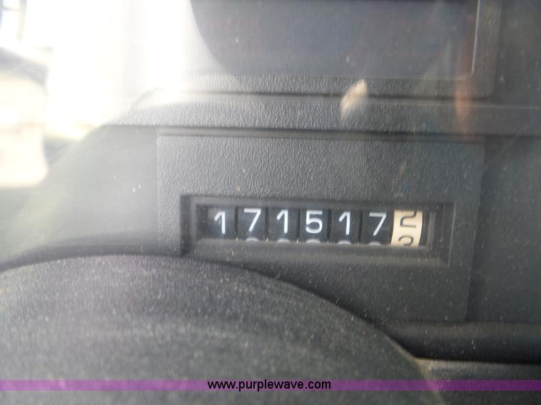 image for item BZ9615 1994 Chevrolet Kodiak flatbed truck