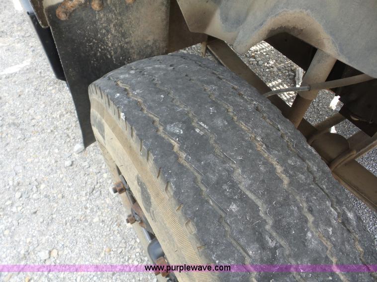 image for item BZ9615 1994 Chevrolet Kodiak flatbed truck