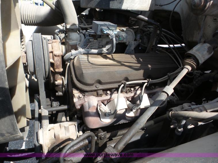 image for item BZ9615 1994 Chevrolet Kodiak flatbed truck