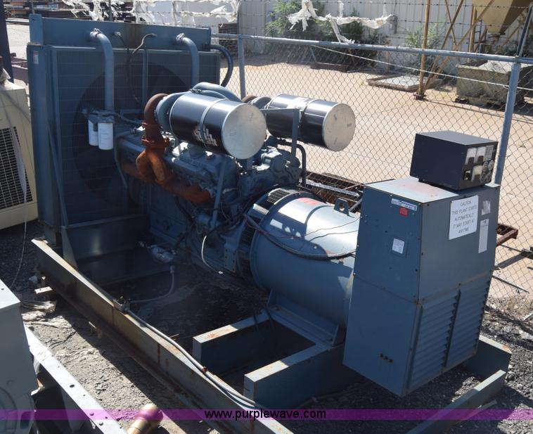 image for item CB9051 1990 Detroit Diesel 8165-7405 generator