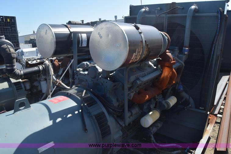 image for item CB9051 1990 Detroit Diesel 8165-7405 generator