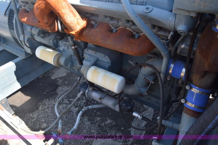image for item CB9051 1990 Detroit Diesel 8165-7405 generator
