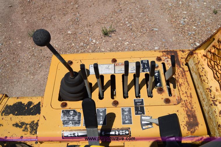 image for item CB9060 2001 Vermeer V5750 trencher