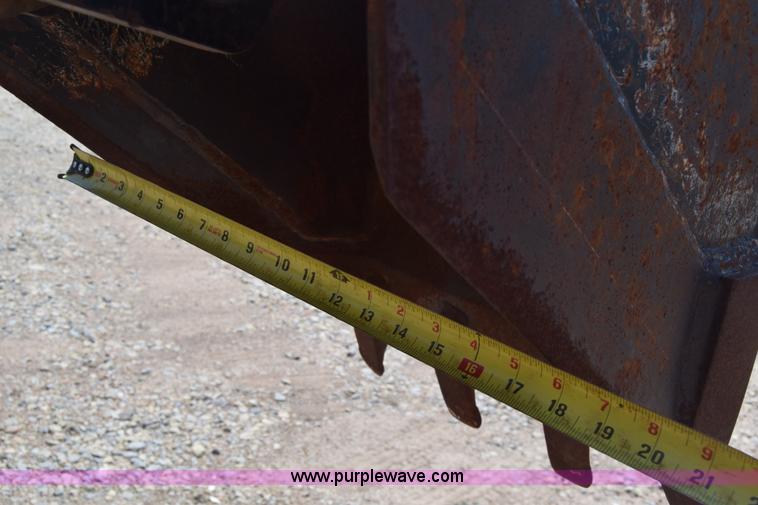 image for item CB9060 2001 Vermeer V5750 trencher