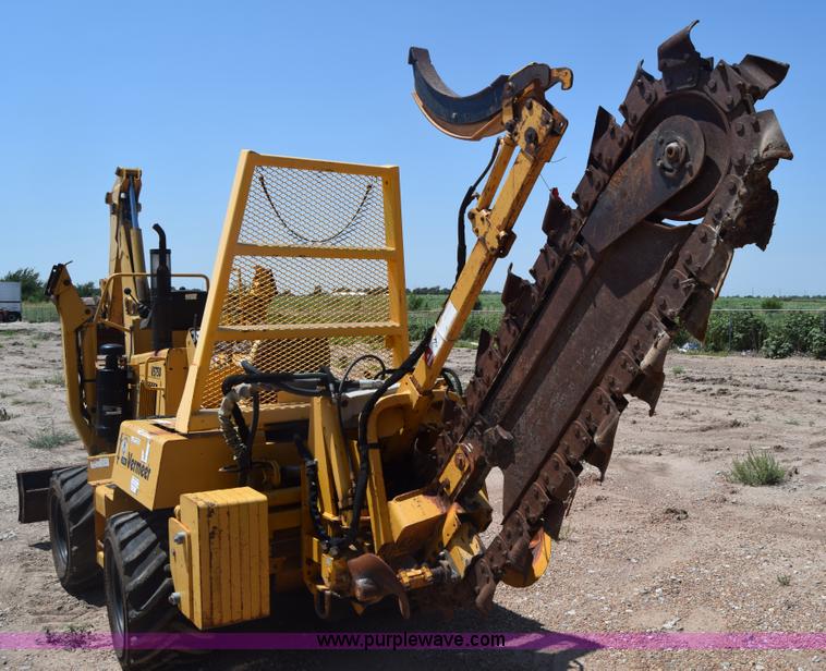 image for item CB9060 2001 Vermeer V5750 trencher