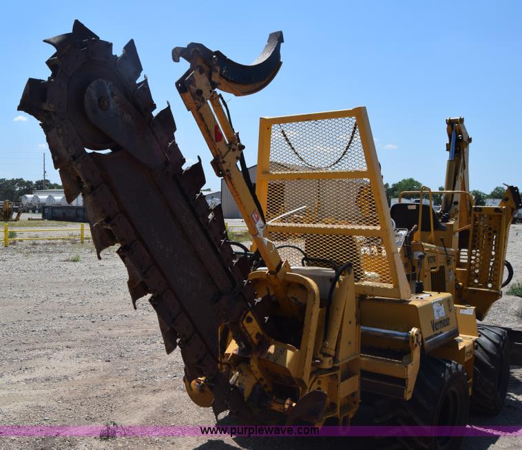 image for item CB9060 2001 Vermeer V5750 trencher