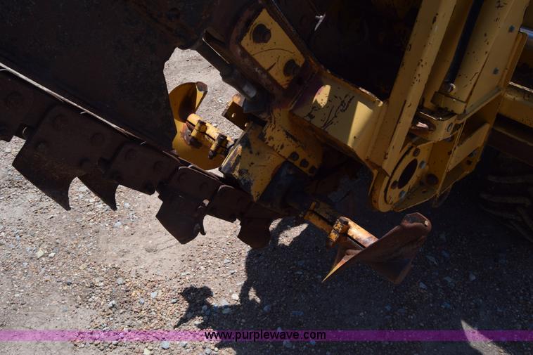 image for item CB9060 2001 Vermeer V5750 trencher