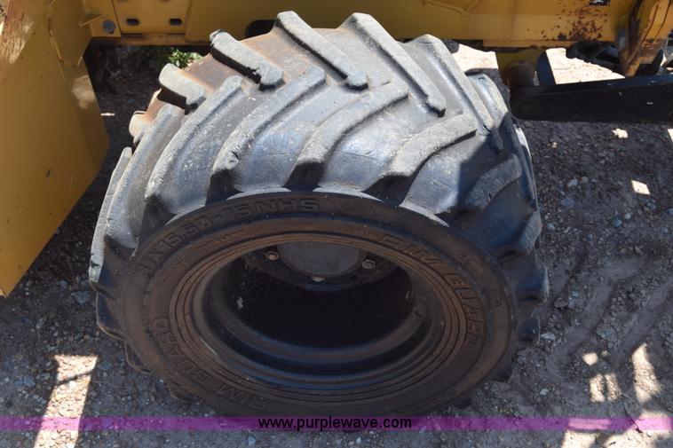 image for item CB9060 2001 Vermeer V5750 trencher