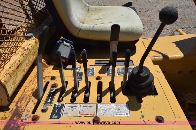 image for item CB9060 2001 Vermeer V5750 trencher