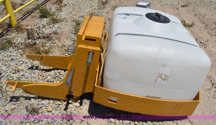 image for item CB9064 2007 Vermeer ATT1250 water tank