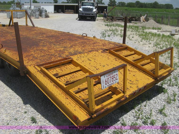 image for item J2778 1984 shop built equipment trailer