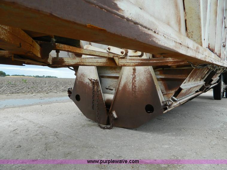 image for item J5125 1968 Tempte BD2T bottom dump trailer