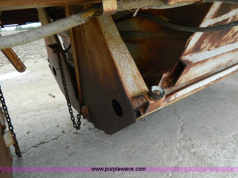 image for item J5125 1968 Tempte BD2T bottom dump trailer