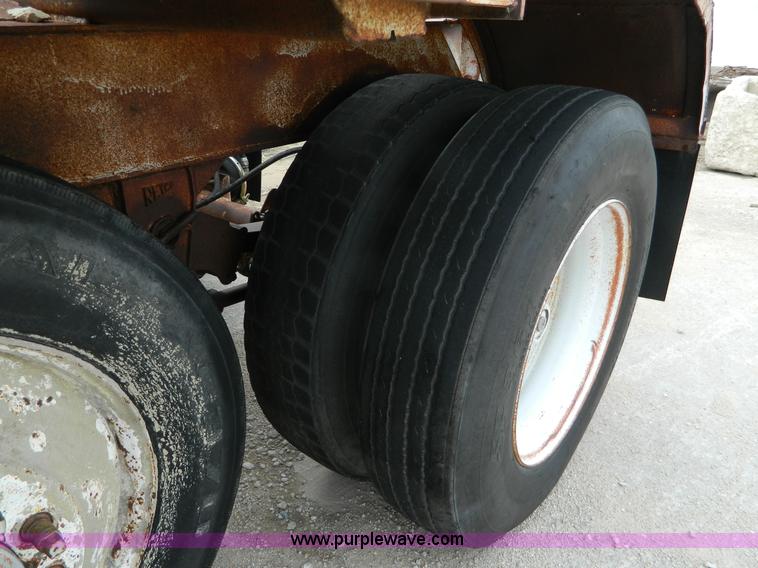 image for item J5125 1968 Tempte BD2T bottom dump trailer