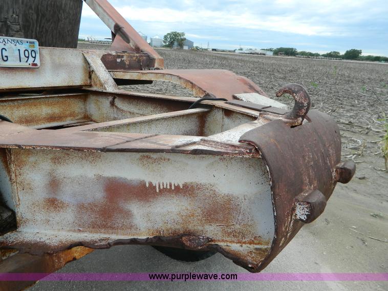 image for item J5125 1968 Tempte BD2T bottom dump trailer