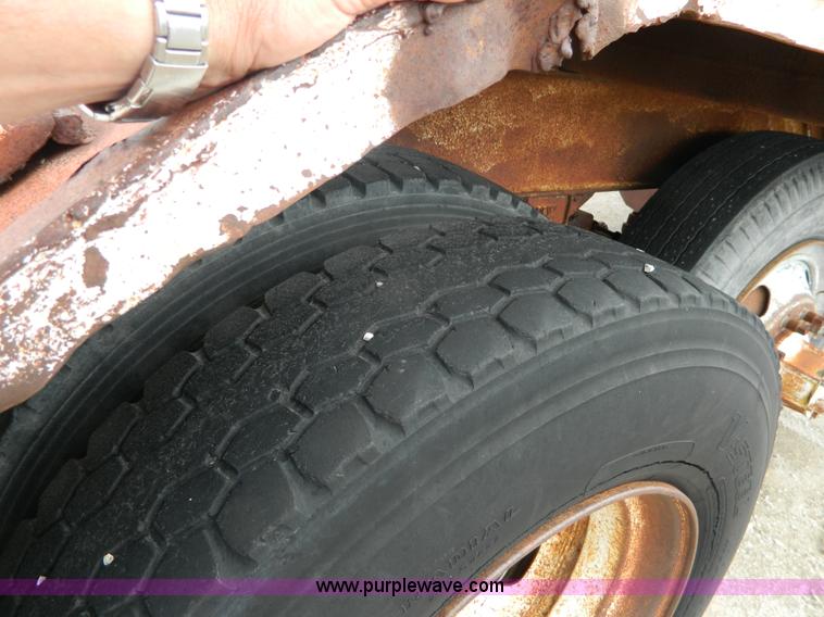 image for item J5125 1968 Tempte BD2T bottom dump trailer