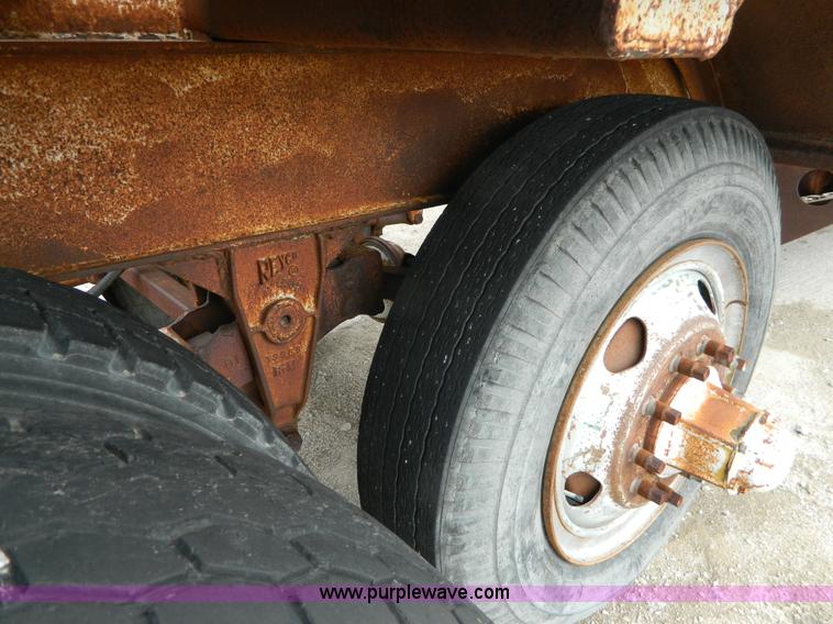 image for item J5125 1968 Tempte BD2T bottom dump trailer