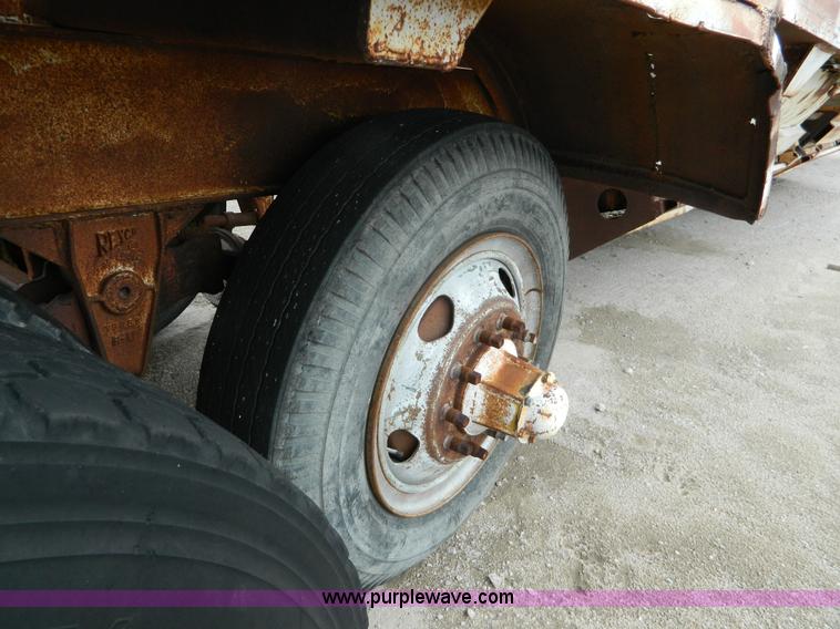 image for item J5125 1968 Tempte BD2T bottom dump trailer